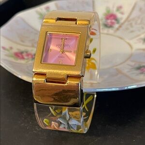 Vintage Joan Rivers Classic Floral Acrylic Cuff Watch *WORKS*